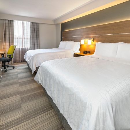 Holiday Inn Express Toronto Downtown By Ihg Esterno foto
