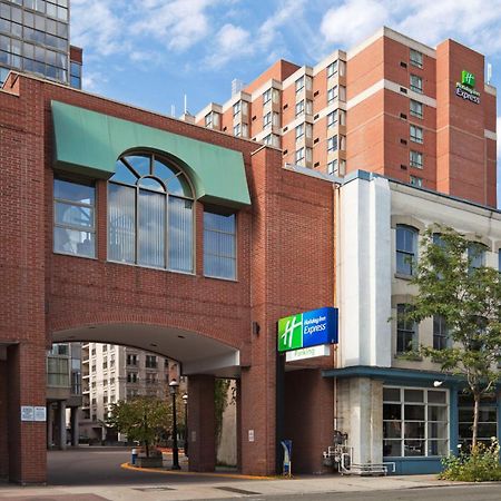 Holiday Inn Express Toronto Downtown By Ihg Esterno foto