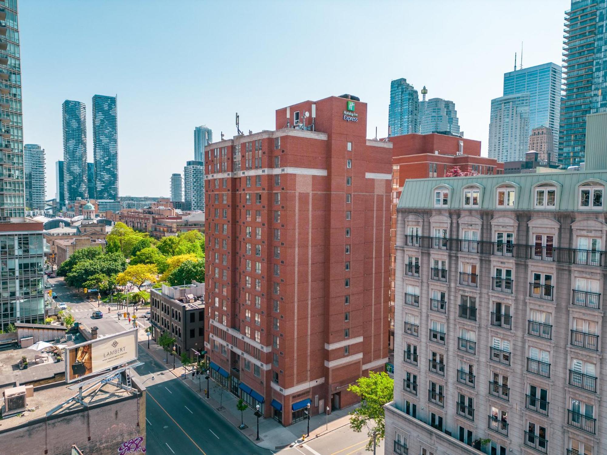 Holiday Inn Express Toronto Downtown By Ihg Esterno foto